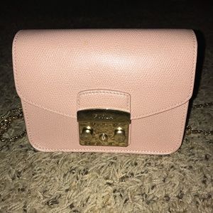 Furla metropolis mini crossbody bag